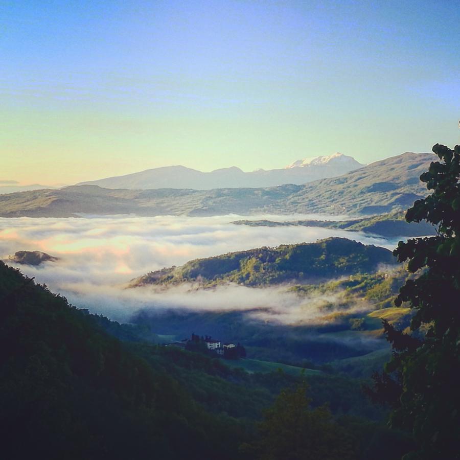 Locanda Della Pieve Tizzano Val Parma ภายนอก รูปภาพ