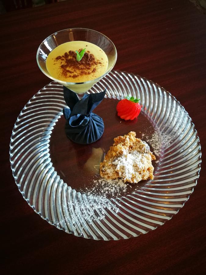 Locanda Della Pieve Tizzano Val Parma ภายนอก รูปภาพ